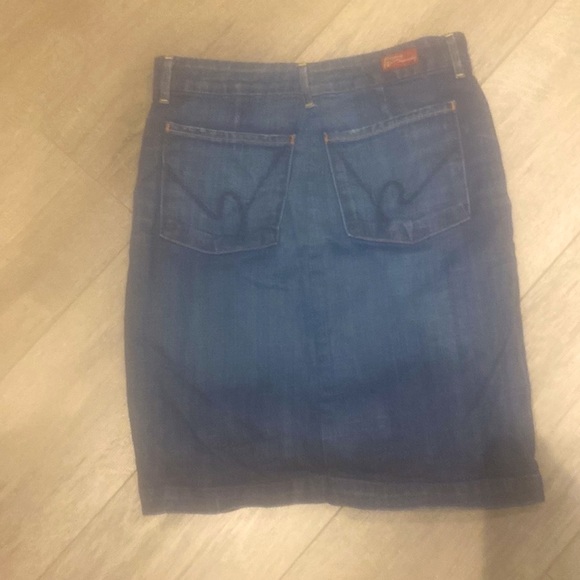 Jean Skirt - Picture 2 of 5